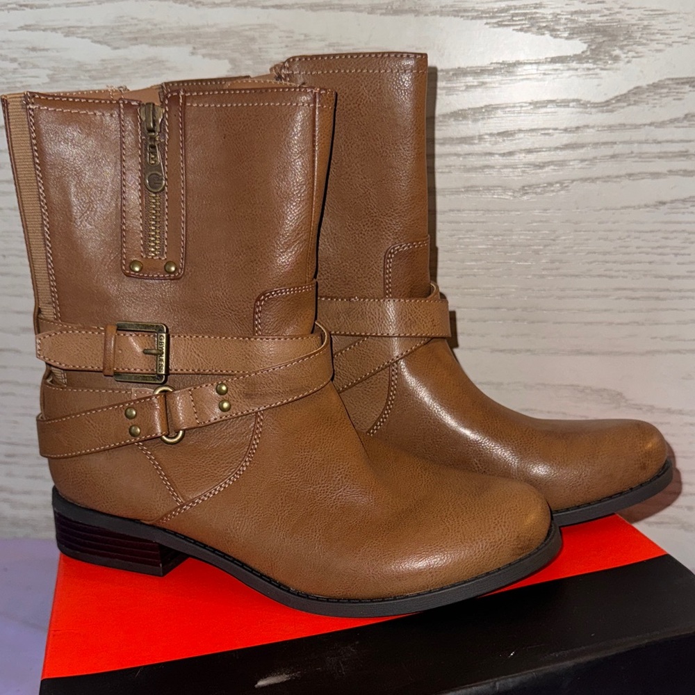 Guess Tan Leather Moto Boots
